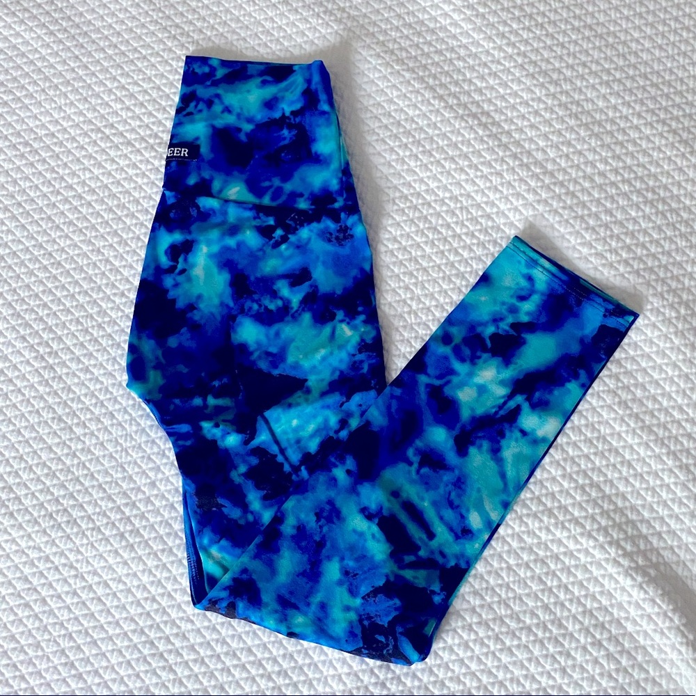 K-DEER cropped leggings in blue water pattern, XS